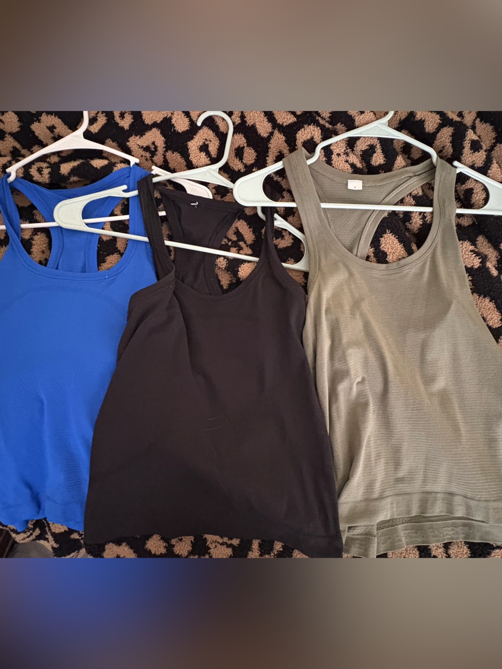Lululemon Swiftly Tech Tanks-waist length BUNDLE